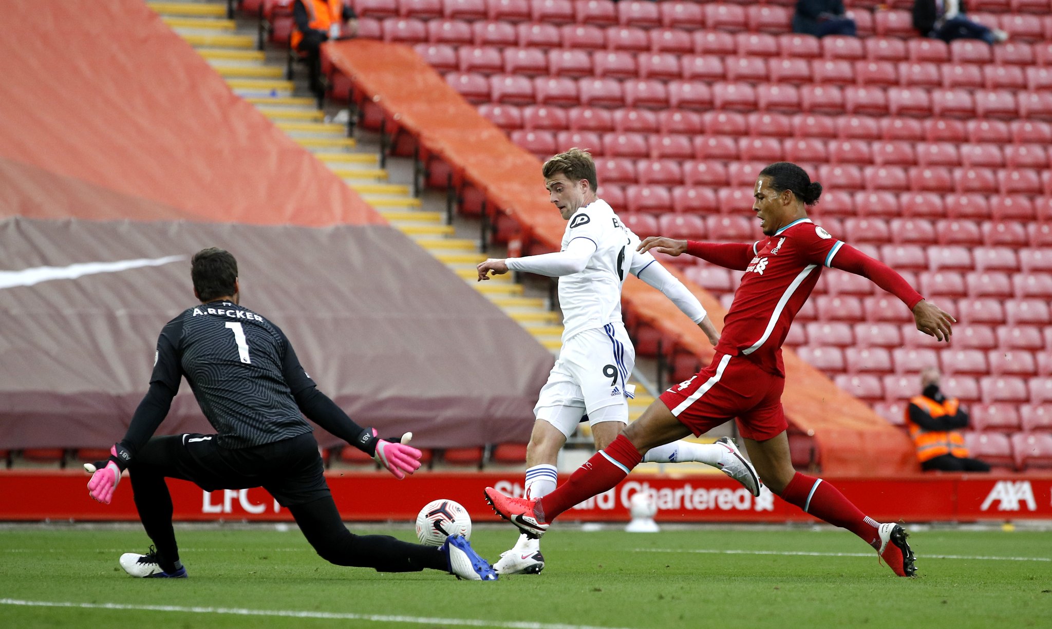 胜利会对他 胜利会对他